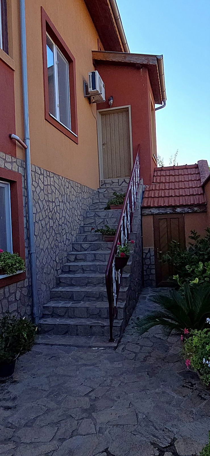 Villa photograph 084