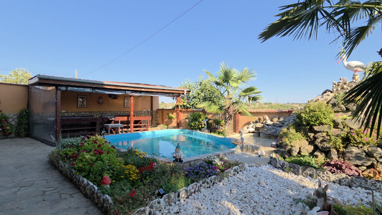 Villa photograph 091