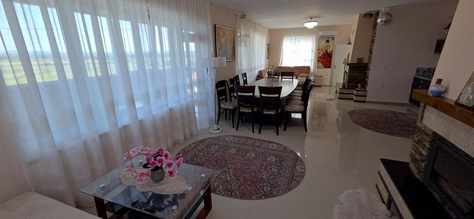 Villa photograph 038